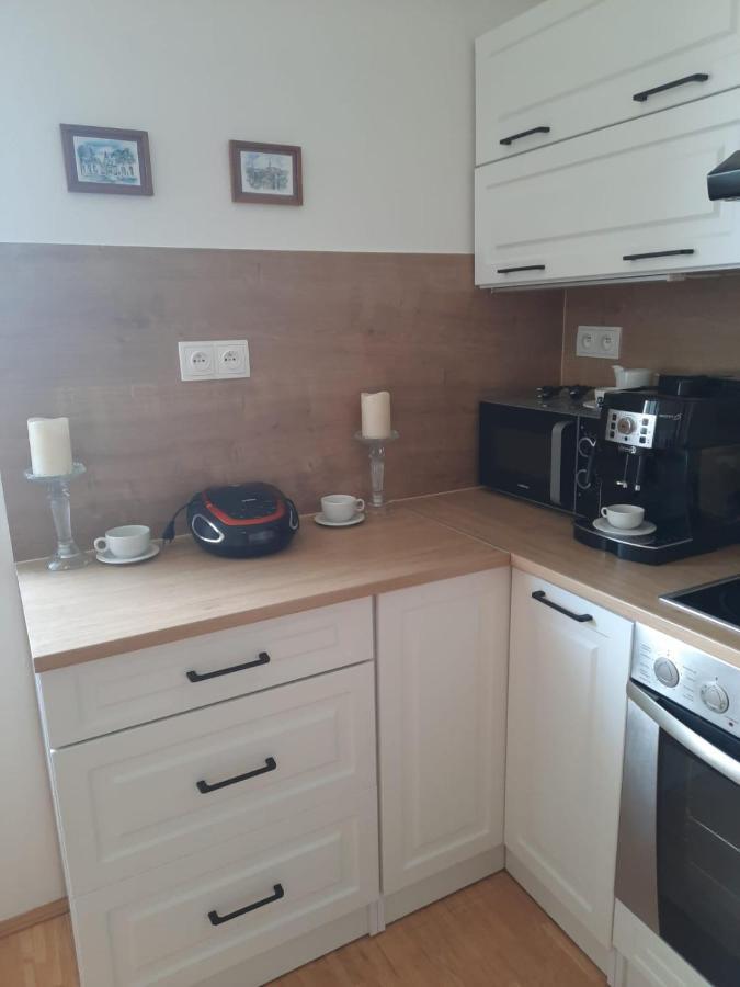 Apartman Mikulov Exteriör bild