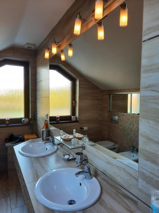Apartman Mikulov Exteriör bild